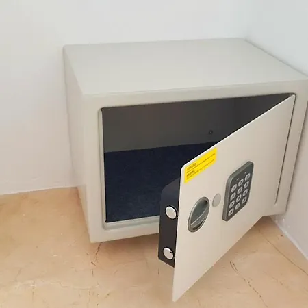 In Picafort, Nahe Playa De Muro, 4 X Schlafzimmer Mit Bad