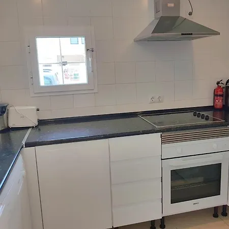 In Picafort, Nahe Playa De Muro, 4 X Schlafzimmer Mit Bad