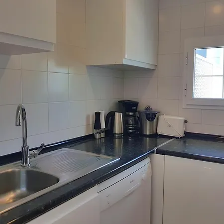 In Picafort, Nahe Playa De Muro, 4 X Schlafzimmer Mit Bad בית נופש *