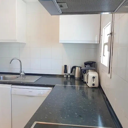 In Picafort, Nahe Playa De Muro, 4 X Schlafzimmer Mit Bad Semesterbostad