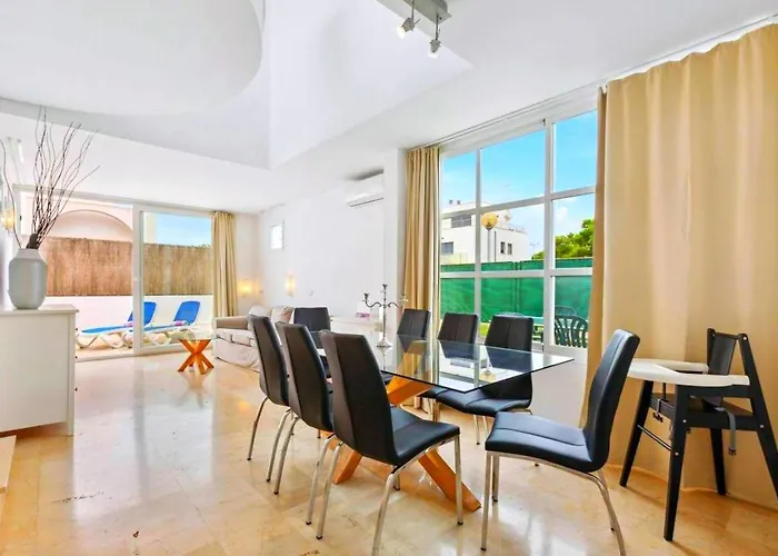 In Picafort, Nahe Playa De Muro, 4 X Schlafzimmer Mit Bad *