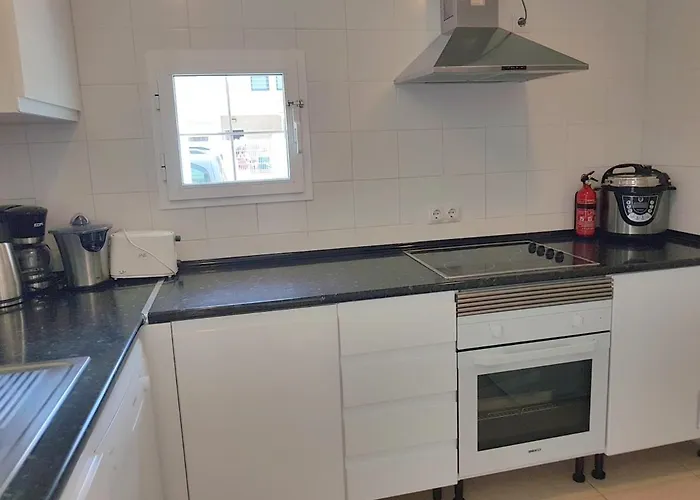 In Picafort, Nahe Playa De Muro, 4 X Schlafzimmer Mit Bad