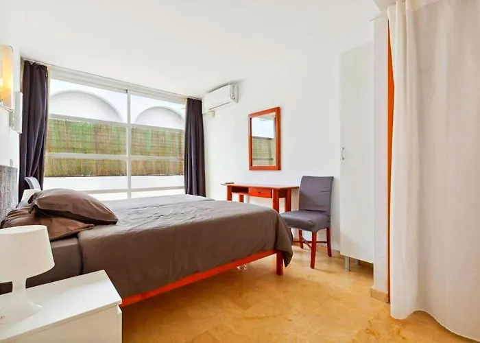 In Picafort, Nahe Playa De Muro, 4 X Schlafzimmer Mit Bad